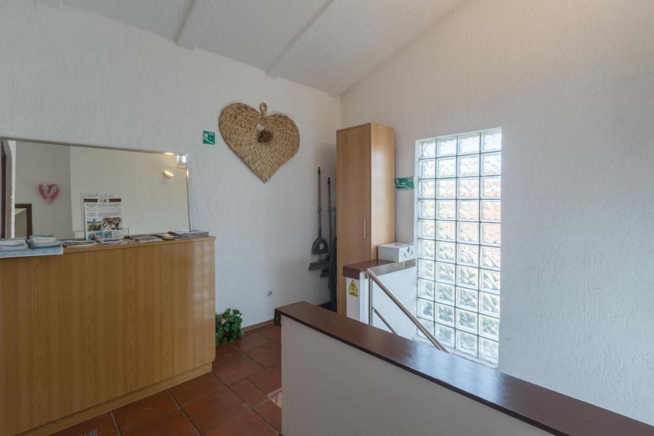 Apartments With A Parking Space Karigador, Novigrad - 2534 Exterior photo